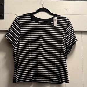 NEW Old Navy Bestie Black and White Striped Short Sleeve Tee XL New